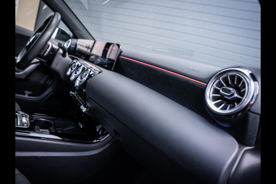 Mercedes-Benz A-Klasse A250 e Business Solution AMG - Pano l ACC l Sfeerverl. l Keyless