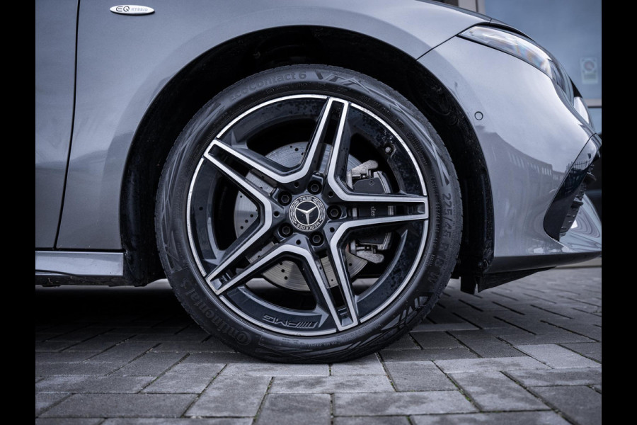 Mercedes-Benz A-Klasse A250 e Business Solution AMG - Pano l ACC l Sfeerverl. l Keyless
