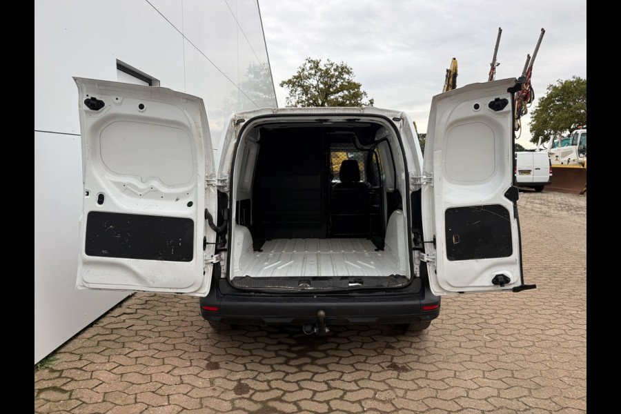 Renault Kangoo 1.3 TCe 130 EDC **Benzine** Automaat Trekhaak Airco Cruise Control Navigatie Camera Parkeersensoren Achter