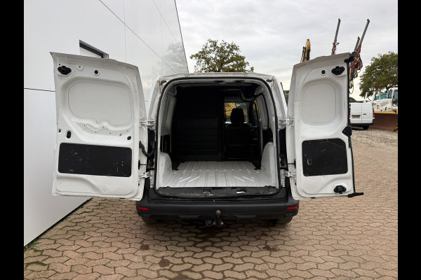 Renault Kangoo 1.3 TCe 130 EDC **Benzine** Automaat Trekhaak Airco Cruise Control Navigatie Camera Parkeersensoren Achter