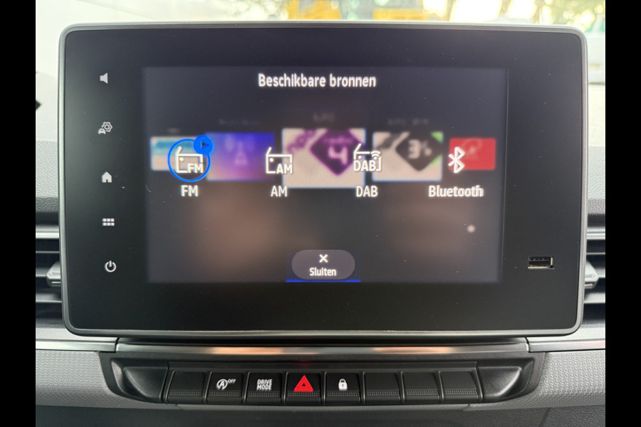 Renault Kangoo 1.3 TCe 130 EDC **Benzine** Automaat Trekhaak Airco Cruise Control Navigatie Camera Parkeersensoren Achter