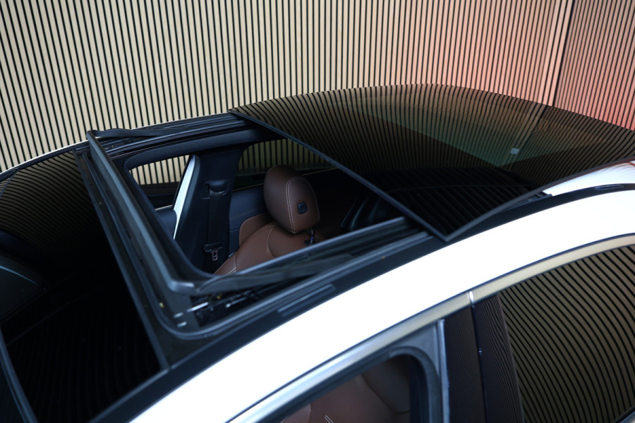 Mercedes-Benz A-Klasse 250e AMG AMBIENTE PANODAK NAVI AUTOM CRUISE PDC CAM SFEER '20