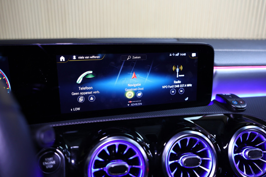 Mercedes-Benz A-Klasse 250e AMG AMBIENTE PANODAK NAVI AUTOM CRUISE PDC CAM SFEER '20