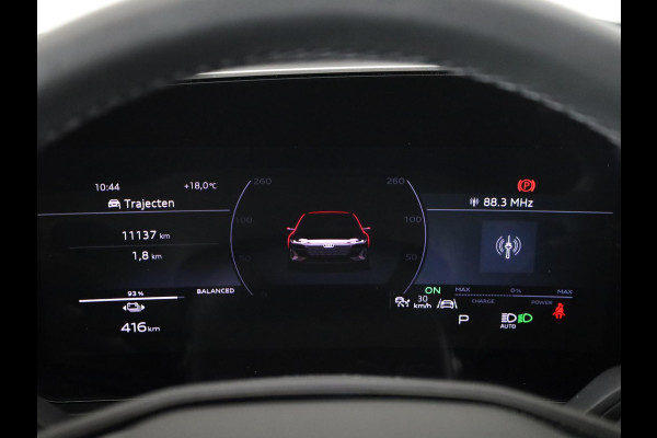 Audi A6 Avant e-tron Advanced edition 83 kWh 286 pk | SOH 92,64%  | Private Lease vanaf € 987,- per maand | Luchtvering | Navigatie | Warmtepomp | Trekhaak (wegklapbaar) | Parkeersensoren (Park assist) | Winterbandenset | Rondomzicht camera | Elektr. voorstoelen | Multimedia scherm passagier | Verlengde garantie
