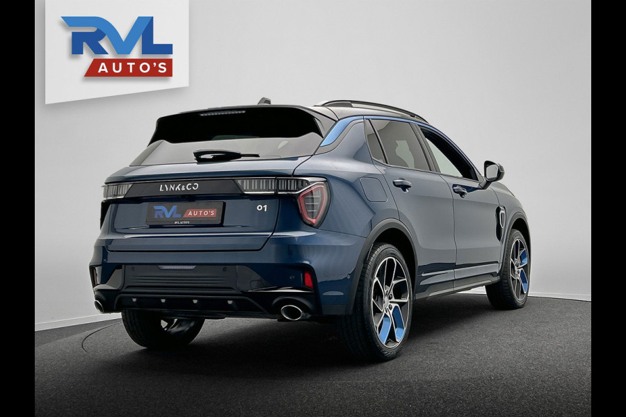 Lynk & Co 01 1.5 261PK Plug-in Hybrid | Origineel NL | *Zwarte Hemel* 360 Camera Pano/dak Apple/Carplay Adaptive/Cruise