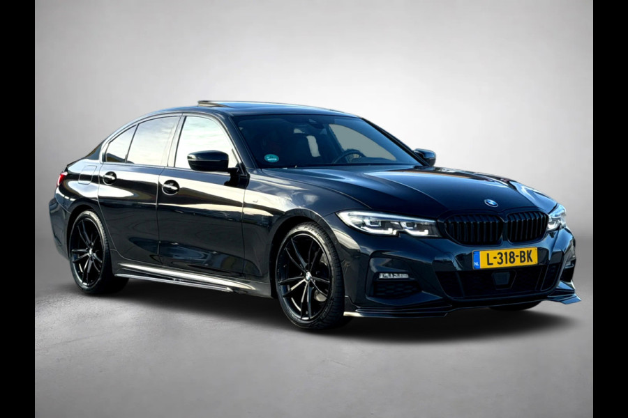 BMW 3-serie 320i High Executive M-pakket Performance(Dealer OndH, Dakraam, Addapt Cruise, Camera, Carplay, StoelV, Navi Prof, Etc)
