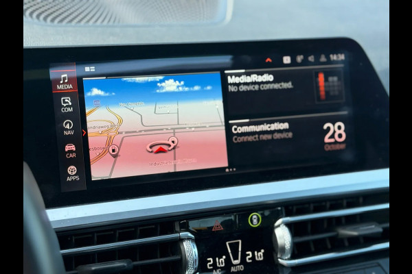 BMW 3-serie 320i High Executive M-pakket Performance(Dealer OndH, Dakraam, Addapt Cruise, Camera, Carplay, StoelV, Navi Prof, Etc)