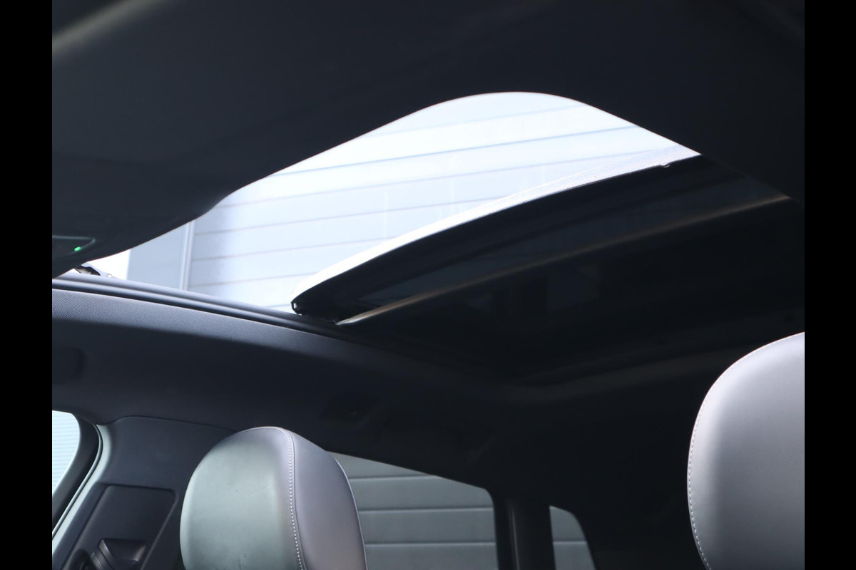 Audi e-tron 55 quattro S edition 95 kWh | Pano | Memory Seats | 360 Camera