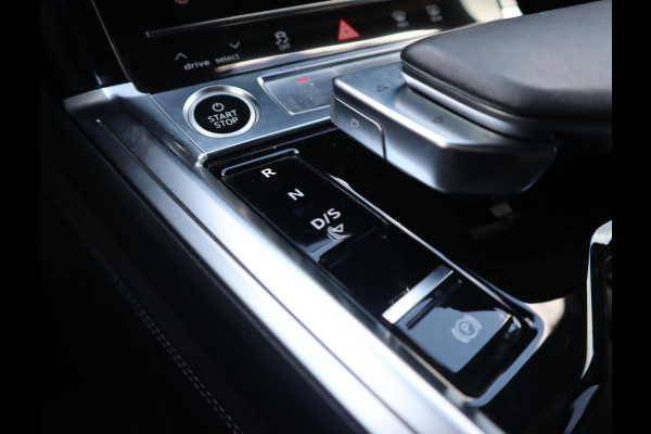 Audi e-tron 55 quattro S edition 95 kWh | Pano | Memory Seats | 360 Camera