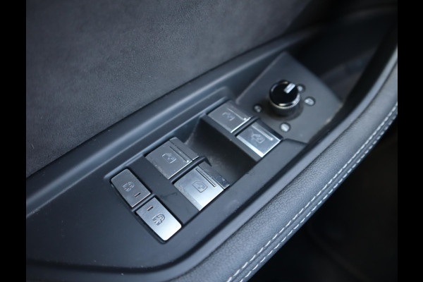 Audi e-tron 55 quattro S edition 95 kWh | Pano | Memory Seats | 360 Camera