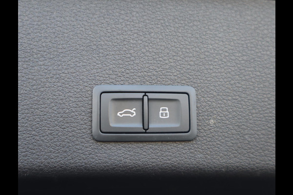 Audi e-tron 55 quattro S edition 95 kWh | Pano | Memory Seats | 360 Camera