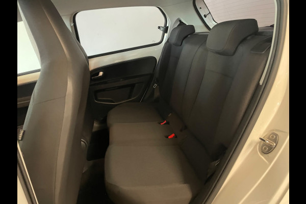 Volkswagen up! 1.0 BMT move up! AIRCO NAVI VIA APP ZWARTE LM VELGEN NW MODEL 5DRS ELEK RAMEN CENT VERG ZEER NETTE AUTO