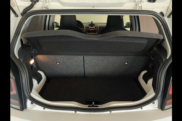Volkswagen up! 1.0 BMT move up! AIRCO NAVI VIA APP ZWARTE LM VELGEN NW MODEL 5DRS ELEK RAMEN CENT VERG ZEER NETTE AUTO