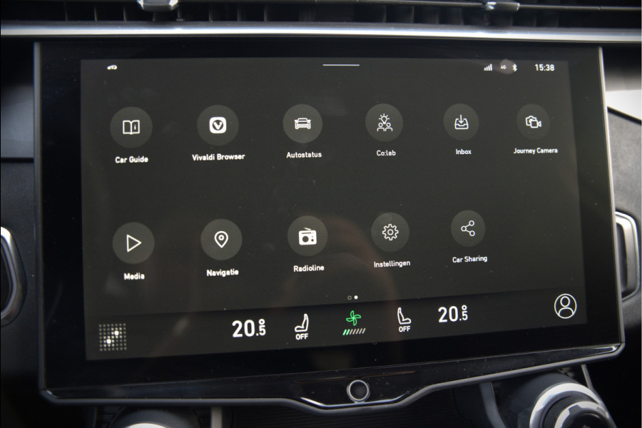 Lynk & Co 01 1.5 | Panoramadak | Stoelverwarming | Keyless | Apple Carplay | Memory Seat | Adaptive Cruise Control | Infinity | Navigatie | 360 Camera | Parkeersensoren | Ambiance Verlichting |