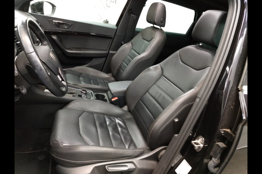 Seat Ateca 1.5 TSI FR Business Intense | Panoramadak | Stoelverwarming | Trekhaak | Keyless | Adaptive Cruise Control | Apple Carplay | Camera | Climate Control | Parkeersensoren | Navigatie | Leer | Elektrische Achterklep |