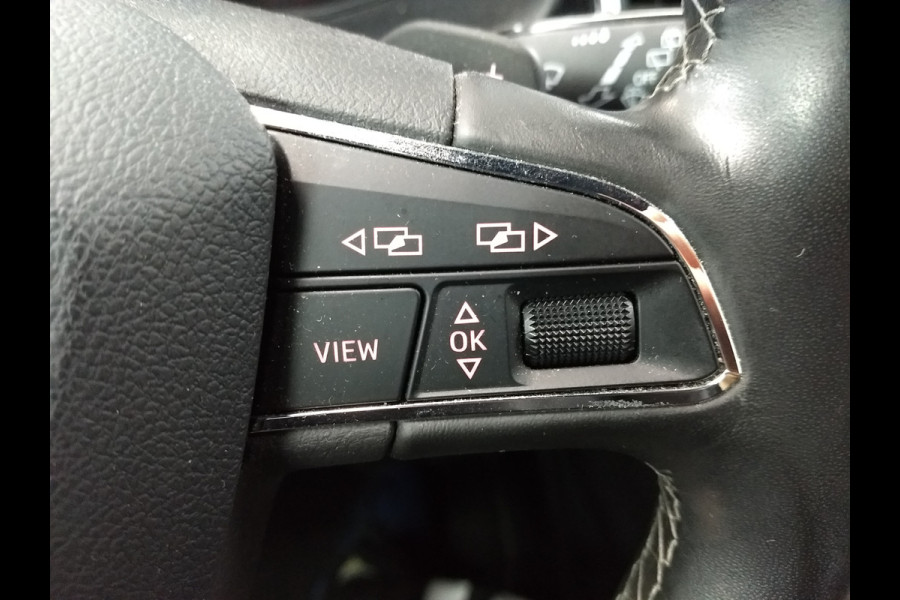 Seat Ateca 1.5 TSI FR Business Intense | Panoramadak | Stoelverwarming | Trekhaak | Keyless | Adaptive Cruise Control | Apple Carplay | Camera | Climate Control | Parkeersensoren | Navigatie | Leer | Elektrische Achterklep |