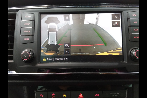 Seat Ateca 1.5 TSI FR Business Intense | Panoramadak | Stoelverwarming | Trekhaak | Keyless | Adaptive Cruise Control | Apple Carplay | Camera | Climate Control | Parkeersensoren | Navigatie | Leer | Elektrische Achterklep |