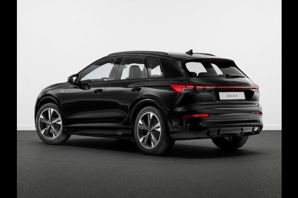 Audi Q4 e-tron S edition performance 82 kWh 286 pk | Techniekpakket plus | Lichtpakket plus ambient light | Optiekpakket zwart | Trekhaak |