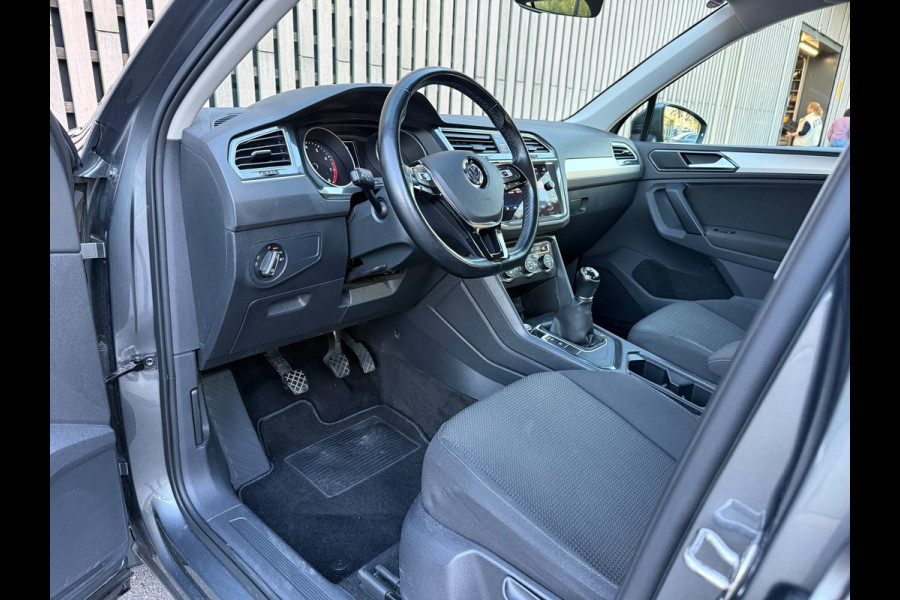 Volkswagen Tiguan 1.4 TSI Comfortline Business / Trekhaak / Xenon / Led