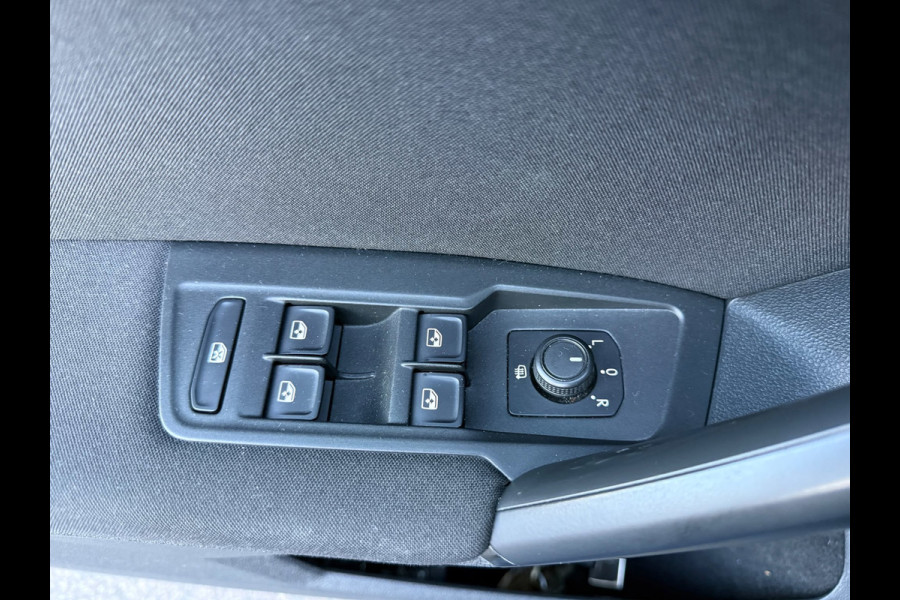 Volkswagen Tiguan 1.4 TSI Comfortline Business / Trekhaak / Xenon / Led