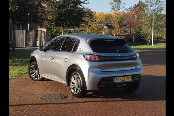 Peugeot e-208 EV Allure Pack 50 kWh | SOH 94% | Camera | Apple Carplay | Stoelverwarming | Navi | NL-Auto |