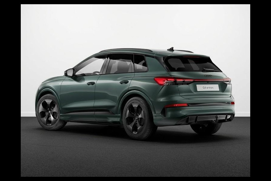 Audi Q4 e-tron S edition performance 82 kWh 286 pk | Techniekpakket plus | Glazen panoramadak | Lichtpakket plus ambient light | Trekhaak |