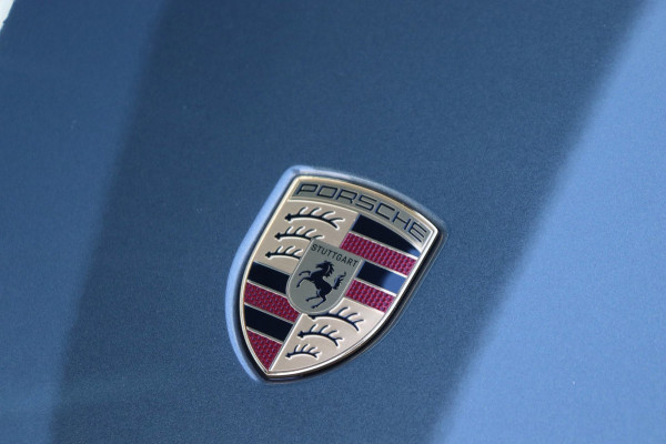 Porsche Macan 4 100 kWh Org.NL pano/schuifdak