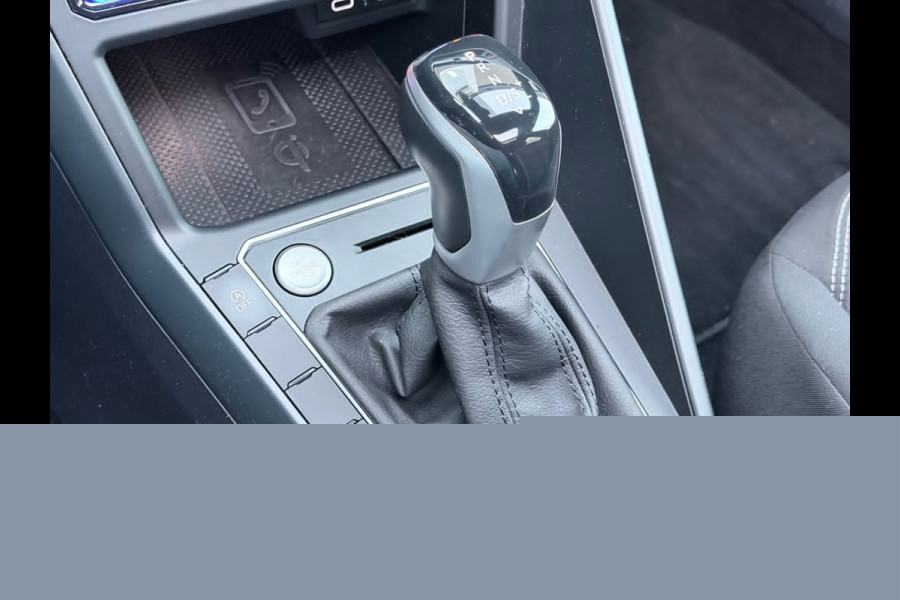 Volkswagen Taigo 1.5 TSI 3x R-Line Pano/Camera/AppleCarPlay