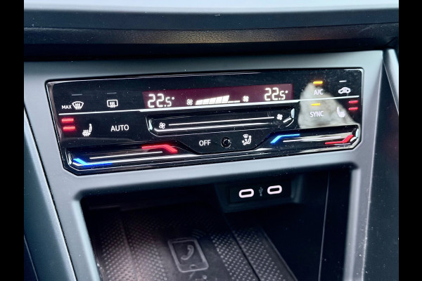 Volkswagen Taigo 1.5 TSI 3x R-Line Pano/Camera/AppleCarPlay