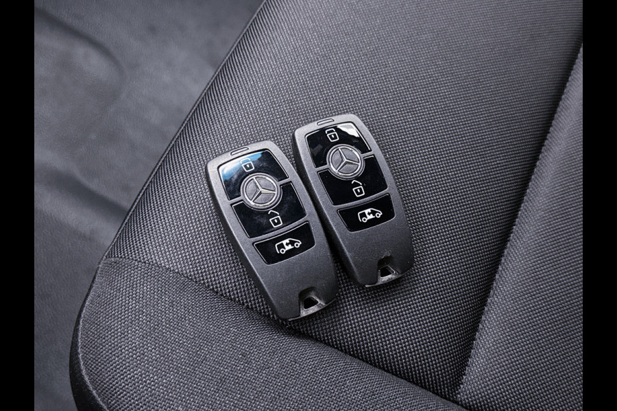 Mercedes-Benz Sprinter 317 CDI PRO L3H2 Led Navigatie Achteruitrijcamera 3500 KG Trekgewicht Cruise Control