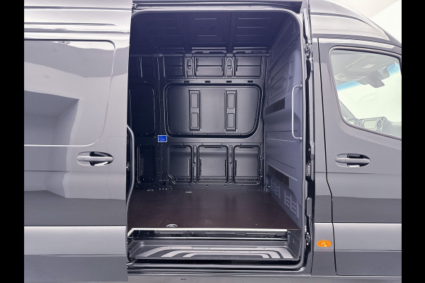Mercedes-Benz Sprinter 317 CDI PRO L3H2 Led Navigatie Achteruitrijcamera 3500 KG Trekgewicht Cruise Control
