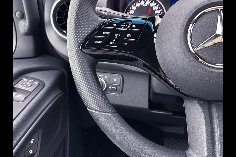 Mercedes-Benz Sprinter 317 CDI PRO L3H2 Led Navigatie Achteruitrijcamera 3500 KG Trekgewicht Cruise Control