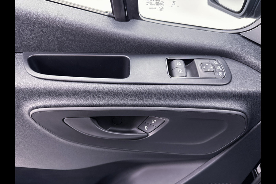 Mercedes-Benz Sprinter 317 CDI PRO L3H2 Led Navigatie Achteruitrijcamera 3500 KG Trekgewicht Cruise Control
