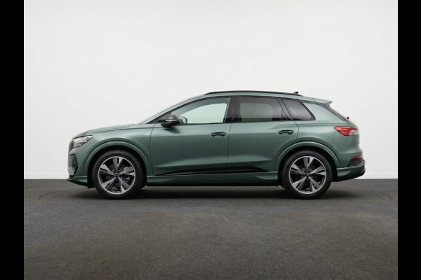 Audi Q4 e-tron S edition 63 kWh 204 pk | Techniekpakket plus | Trekhaak | Privacy glas | Optiekpakket zwart |