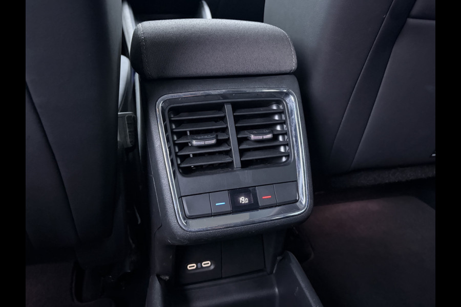 Škoda ENYAQ iV 60 Soh 92% Stoelverw. Camera Adapt.Cruis Carplay Trekhaak 1Eig.