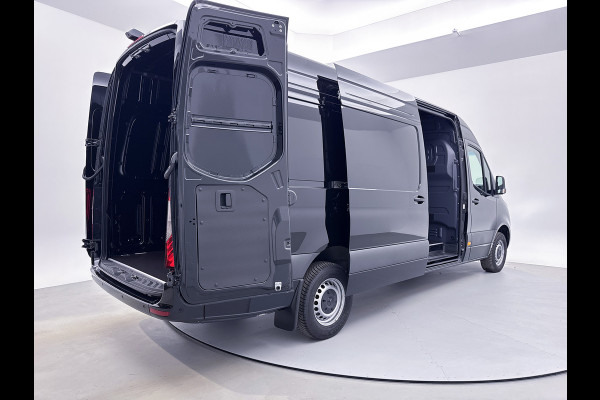 Mercedes-Benz Sprinter 317 CDI Pro L3H2 Navigatie Parkeerpakket Camera Led Cruise Control 3500 KG Trekgewicht