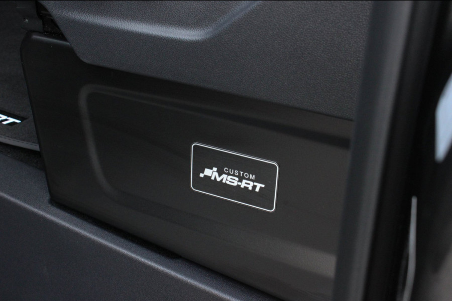 Ford E-Transit Custom 320 L2H1 MS-RT 71kWh 286PK DC DUBBEL CABINE / KUIPSTOELEN / DIRECT RIJDEN / NAVIGATIE / BLACK OPS/JB-EDITION