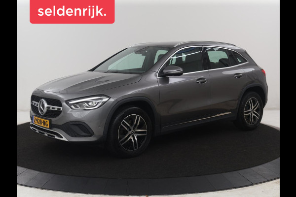 Mercedes-Benz GLA 200 Style | Half leder | Stoelverwarming | Trekhaak | Cruise control | Camera | Park assist | Carplay | Sfeerverlichting