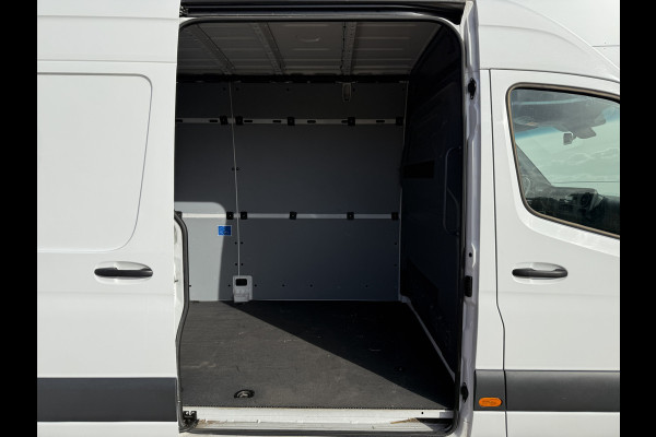 Mercedes-Benz Sprinter 312 55kWh L2H2 Elektrisch 168km WLTP 92.9% (SOH) 80KW Snelladen Climate Control Stoelverwarming Camera Laadkabel