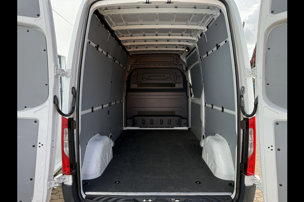 Mercedes-Benz Sprinter 312 55kWh L2H2 Elektrisch 168km WLTP 92.9% (SOH) 80KW Snelladen Climate Control Stoelverwarming Camera Laadkabel