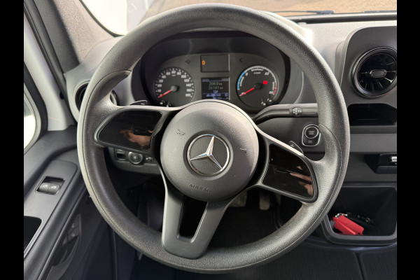 Mercedes-Benz Sprinter 312 55kWh L2H2 Elektrisch 168km WLTP 92.9% (SOH) 80KW Snelladen Climate Control Stoelverwarming Camera Laadkabel