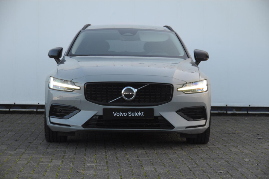 Volvo V60 B3 177PK Automaat Essential Edition / Adaptieve cruise control / Stoel en stuurwielverwarming / Trekhaak / Google systeem / achterbank verwarmd / 19” velgen