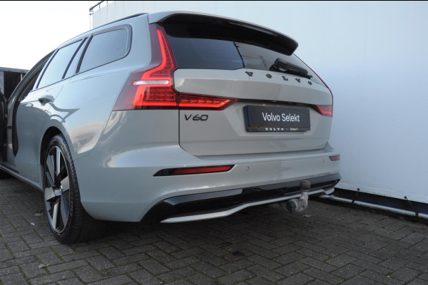 Volvo V60 B3 177PK Automaat Essential Edition / Adaptieve cruise control / Stoel en stuurwielverwarming / Trekhaak / Google systeem / achterbank verwarmd / 19” velgen