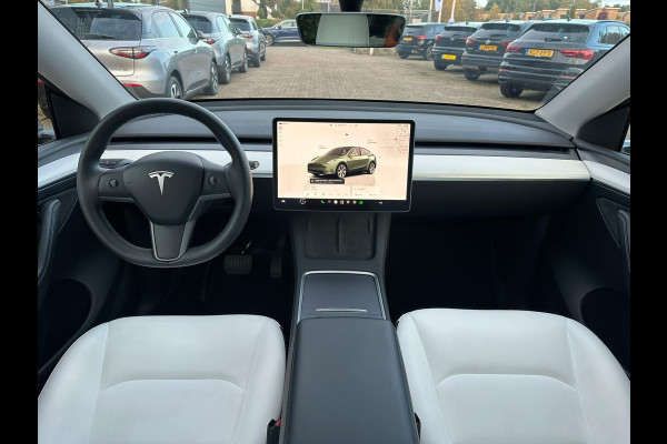 Tesla Model Y Long Range AWD 75 kWh 514 PK | Panoramadak | 360 Camera | LED Verlichting | CarPlay | Lichtmetalen Velgen | Elektrische Stoelen | Elektrische Klep | Navigatie |