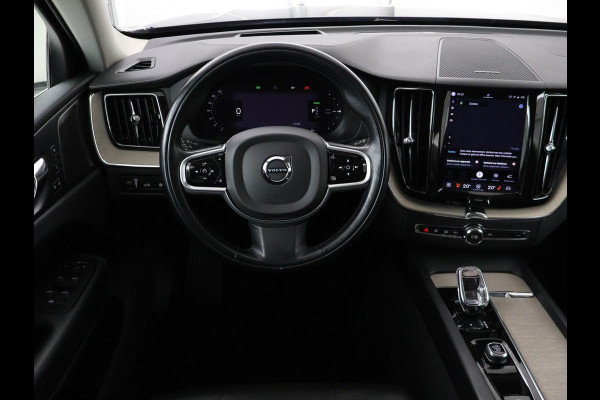 Volvo XC60 2.0 T8 Plug-in hybrid AWD Inscription | SOH 96,5% | Panoramadak | Trekhaak | Leder | Memory | Adaptive cruise | Harman/Kardon | Stuur/stoelverwarming | 360 camera | Carplay