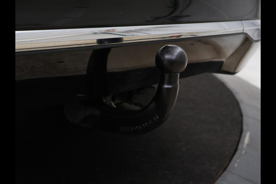 Volvo XC60 2.0 T8 Plug-in hybrid AWD Inscription | SOH 96,5% | Panoramadak | Trekhaak | Leder | Memory | Adaptive cruise | Harman/Kardon | Stuur/stoelverwarming | 360 camera | Carplay