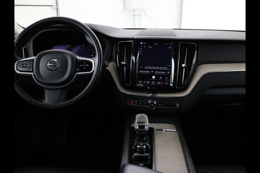Volvo XC60 2.0 T8 Plug-in hybrid AWD Inscription | SOH 96,5% | Panoramadak | Trekhaak | Leder | Memory | Adaptive cruise | Harman/Kardon | Stuur/stoelverwarming | 360 camera | Carplay