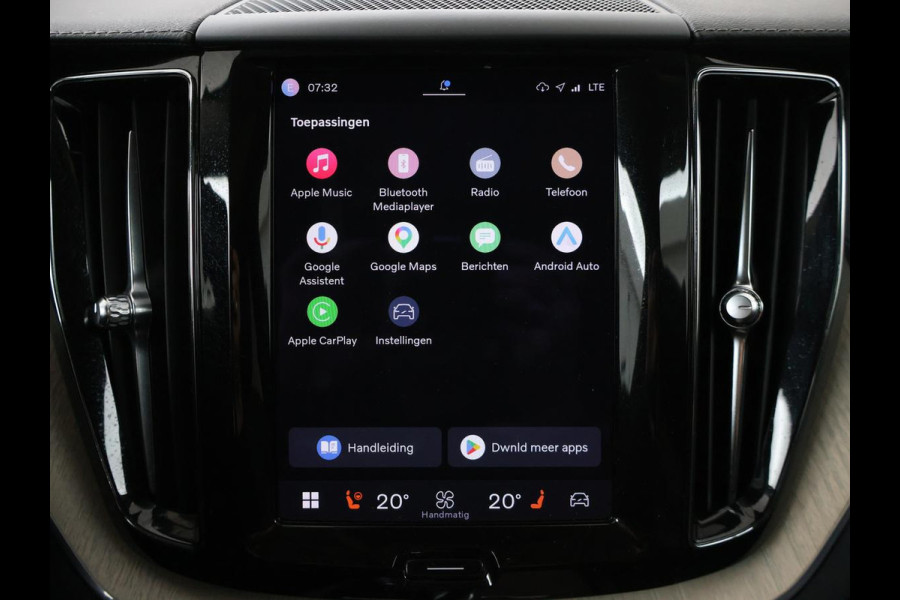Volvo XC60 2.0 T8 Plug-in hybrid AWD Inscription | SOH 96,5% | Panoramadak | Trekhaak | Leder | Memory | Adaptive cruise | Harman/Kardon | Stuur/stoelverwarming | 360 camera | Carplay