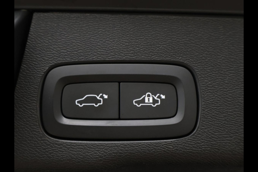 Volvo XC60 2.0 T8 Plug-in hybrid AWD Inscription | SOH 96,5% | Panoramadak | Trekhaak | Leder | Memory | Adaptive cruise | Harman/Kardon | Stuur/stoelverwarming | 360 camera | Carplay