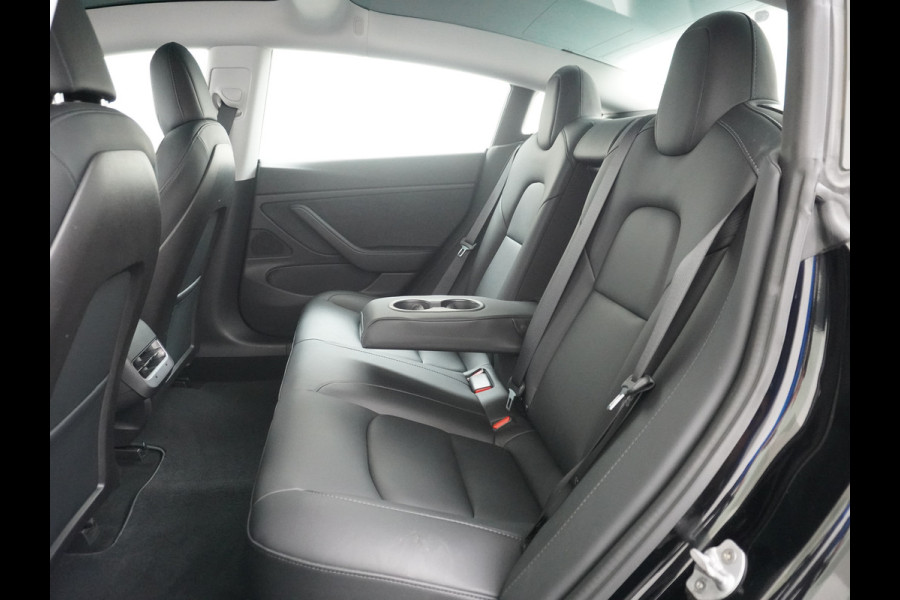 Tesla Model 3 Performance 513pk 20"Lmv Adap.Cruise Premium-HiFi Panoramadak Camera's Leer Wifi Ecc Pdc Cruise Dual Motor Long Range 75kWh Stoe Navi full map LED DAB Voorverwarmen interieur via App Keyless Origineel Nederlandse auto! Accu en motor garantie tot 21-12-2027 / 192.000km